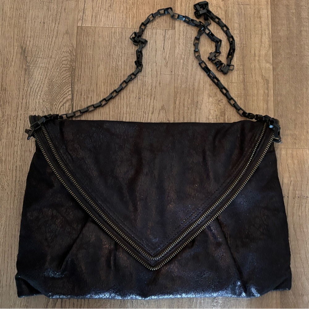 Mat and Nat Chic Black Crossbody Bag with Removable Chain Strap